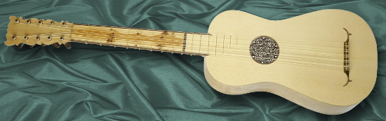 Plain baroque guitar